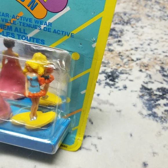 Doll Mini Figures - Picture 11 of 11